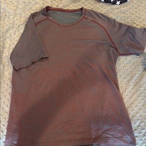 Lululemon Athletica Gray Short Sleeve Tee